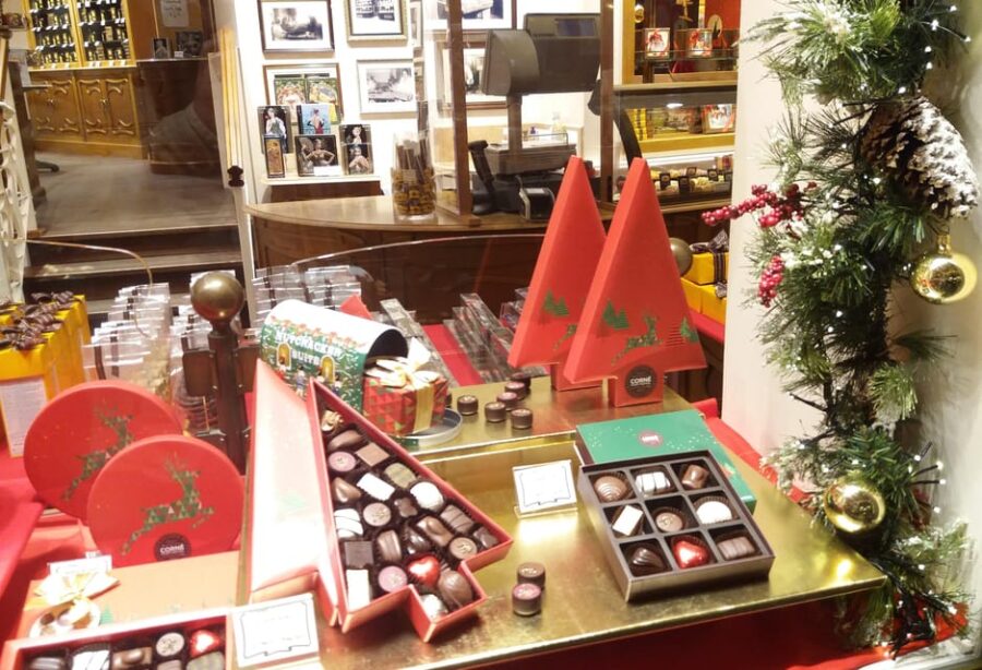 Discover the magic of Christmas in Brussels with a local guide - Exploring the Saint-Hubert Royal Galleries