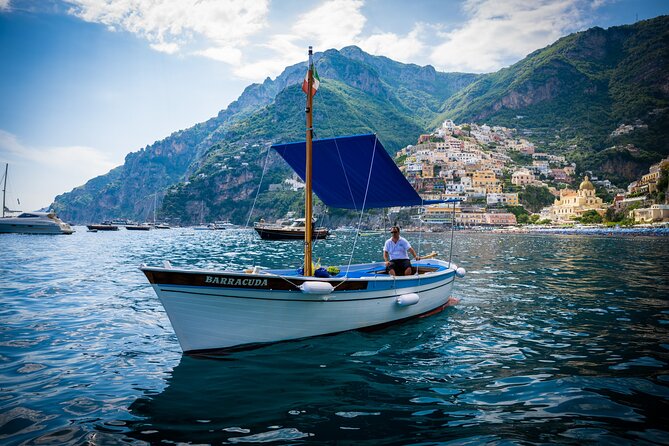 Discover the true essence of the Amalfi Coast by boat - Discovering Praiano: An Authentic Fishing Village