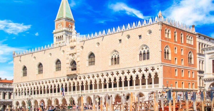 Doge's Palace Skip-the-Line Guided Tour - Exploring the Rich Architecture of Venetian Gothic Style