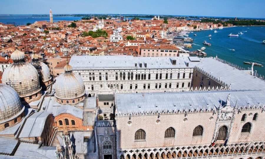 Doge's Palace small group or private tour with a local guide - Starting at the Colonna di San Todaro