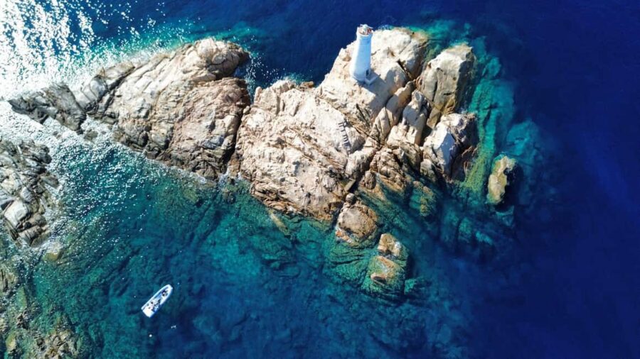 Double dive - Navigating the Marine Reserves of Bonifacio and Tavolara