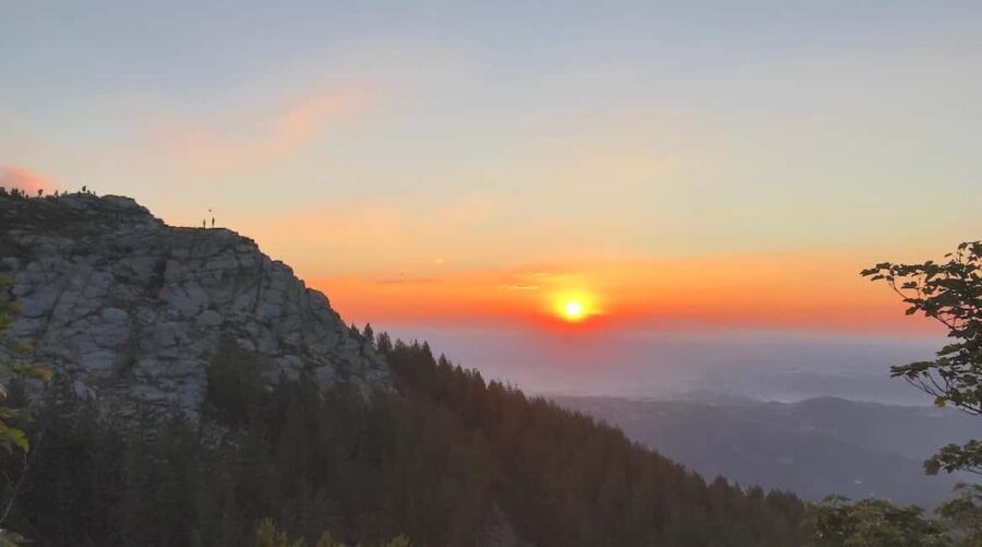 Douro: guided night hike to experience a mountain sunrise - Starting Point: Magnificat Wine Boutique Hotel & Spa