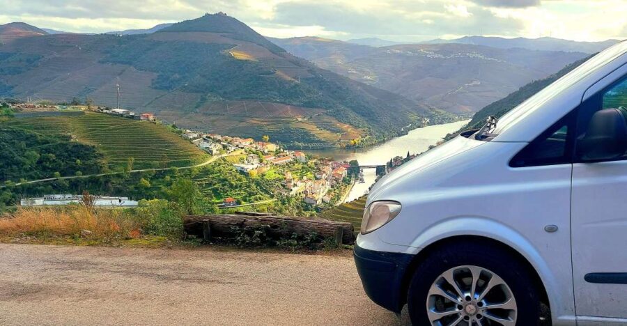 Douro Valley private tour & wine experience including lunch - Visiting a Family-Owned Vineyard in the Douro Valley