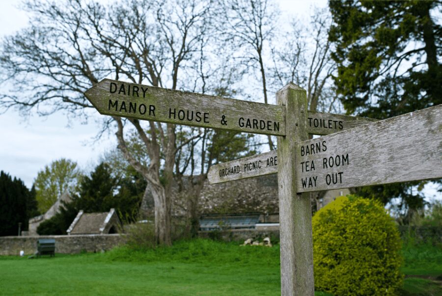 Downton Abbey Filming Locations & Highclere Castle Tour - Strolling Through Downton Village in Bampton