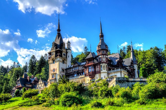 Dracula and Peles Castles Premium Tour with Hotel pick-up - Visiting Bran Castle: The Legend of Dracula