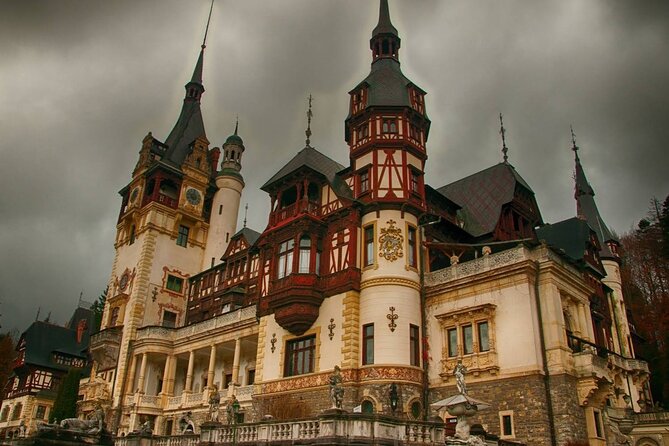 Dracula's Castle, Braov city and Pele Castle - Private tour - Exploring Peles Castle: Romania’s Royal Heritage