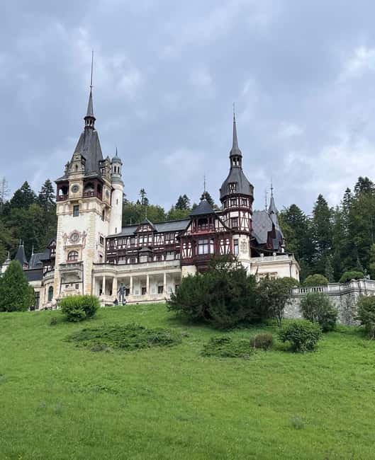 Draculas Castle Day Trip with Pick Up and Transportation - Starting from Central Bucharest for a Scenic Drive to Sinaia