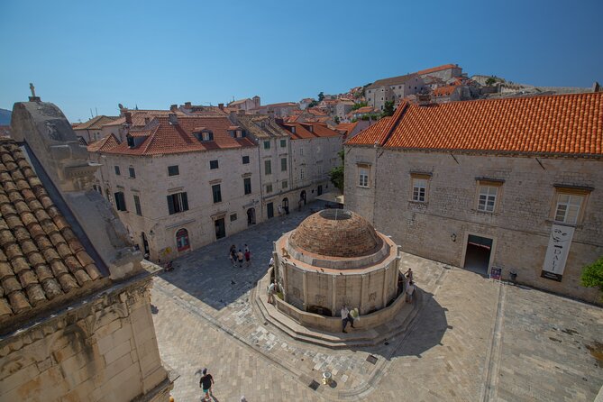 Dubrovnik 1.5-Hours History Walking Tour - Exploring Dubrovnik’s Onofrios Fountain and Its Surroundings