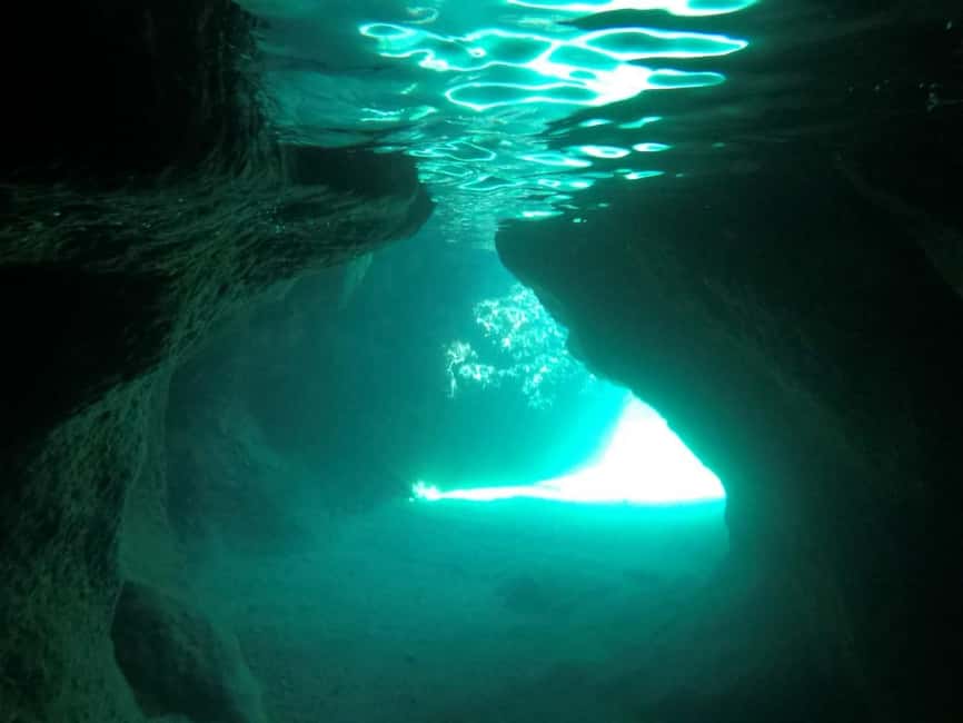 Dubrovnik: Blue Cave and Green Caves Boat Tour from Old City - Tailored Itinerary for a Less Crowded Cave Adventure