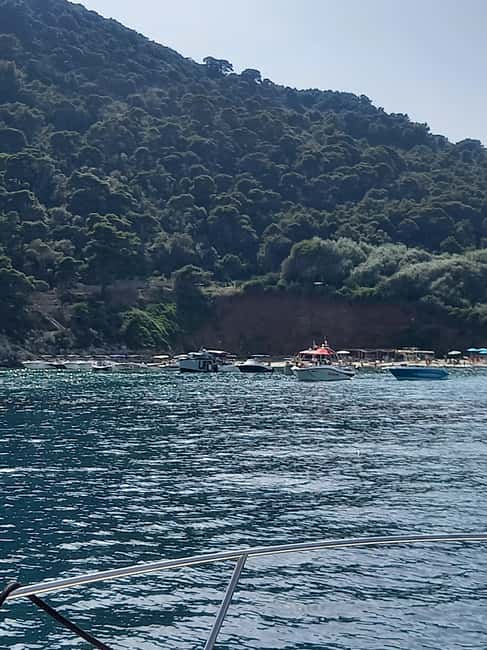 Dubrovnik: Hvar Island Luxury Mini Yacht Tour - Setting Sail from Dubrovnik to Hvar’s Coastline