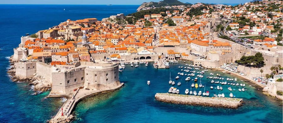 Dubrovnik: Old City Walking Tour with a FREE Polaroid Photo - Starting at the Revelin Fortress on Arms Square