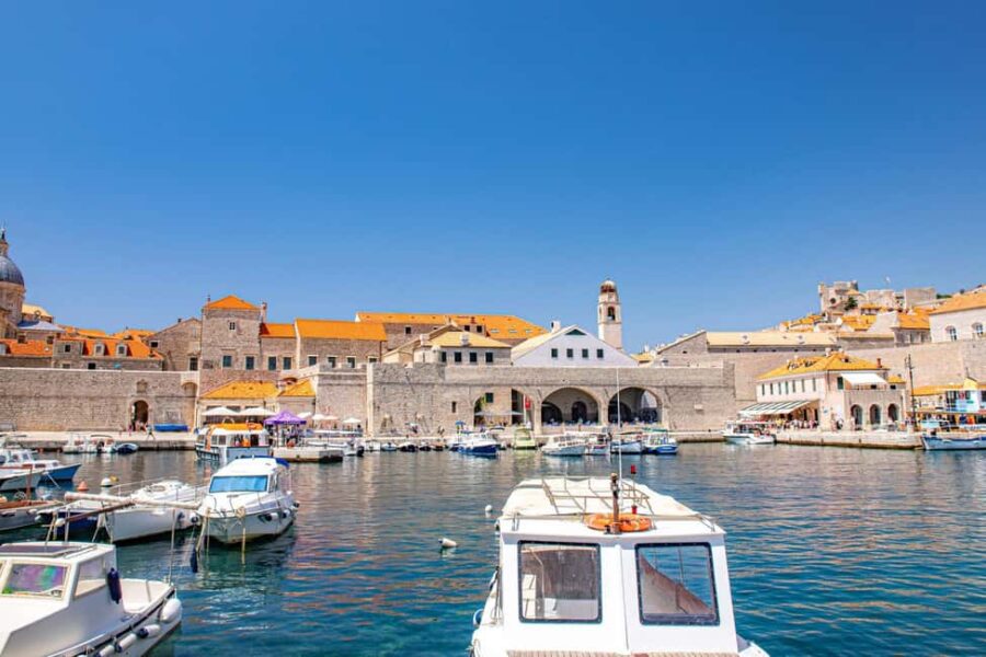 Dubrovnik Old Town Private Walking Tour with Cruise Tickets - Exploring the Historic Old Town with a 5-Star Guide