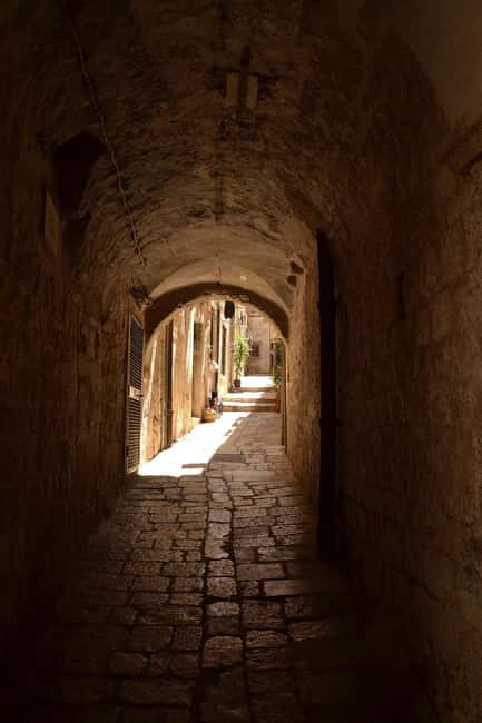 Dubrovnik Private Game of Thrones Tour: Inside Look - Starting Point in Dubrovnik’s Old Town