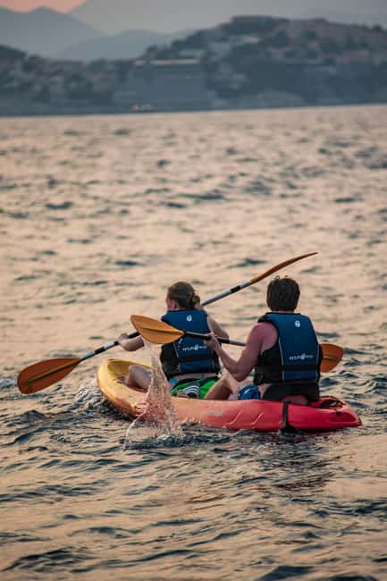 Dubrovnik: Sunset Sea Kayaking Tour - The Starting Point at Pile Bay: Easy Access and Clear Signage