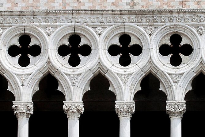 Ducal Venice - The Role of the Licensed Guide and Audio Equipment