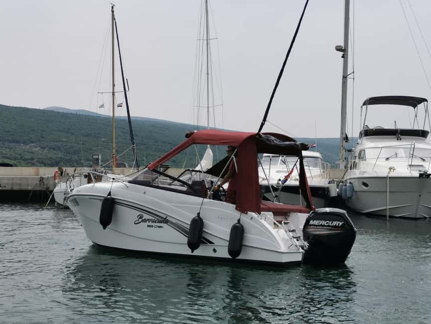 Dunat/Krk: Rent a boat Oki Barracuda 585 - Convenient Meeting Point and Return