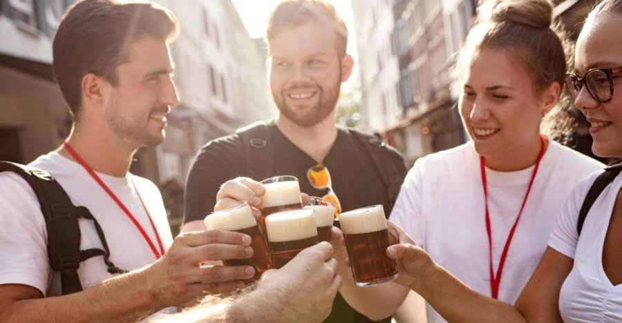 Düsseldorf: Brewery Tour with Alt Beer Tastings - Discover Düsseldorf’s Brewing Heritage at the Meeting Point