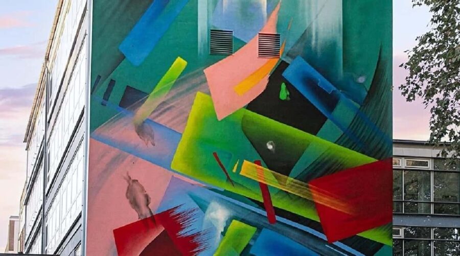 Düsseldorf: Urban Art Walk / Street Art Tour (in German) - Exploring Public Space and Urban Art in Motion