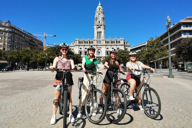 E Bike Porto Downtown and Sightseeing bike tour - Riding Along Porto’s Main River and Seaside