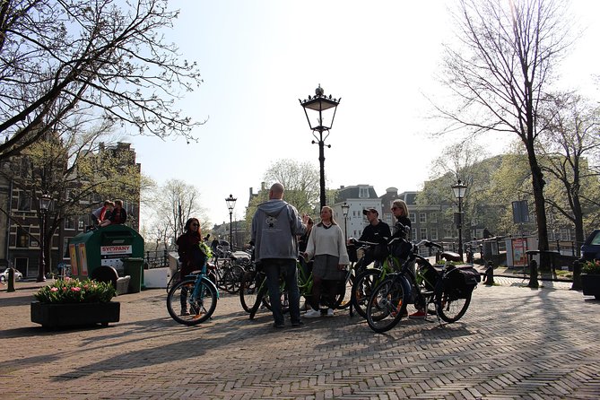 E-Bike Tour, Amsterdam's Highlights and Hidden Gems - Visibly Iconic Landmarks: Anne Frank House and Amstelveld