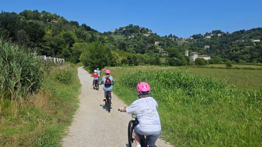 E-bike tour: Discovering the Seriana Valley - Starting the Tour at Barcicletta in Alzano Lombardo