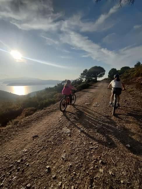 E-bike tour to Capoliveri in the Costa dei Gabbiani Private Property - Highlights of the Costa dei Gabbiani Private Property