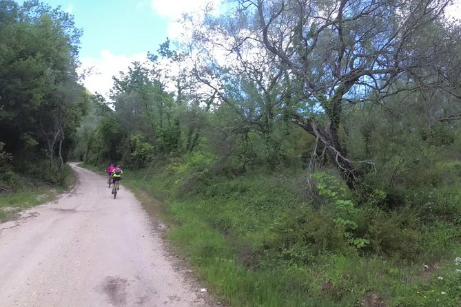 e-MTB Tour - Analipsis Area [42Km - 26Mi] - What’s Included and What to Bring