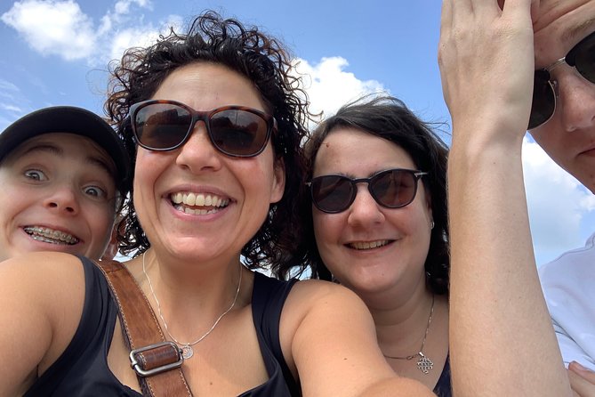 e-Scavenger hunt Zutphen: Explore the city at your own pace - How the App Facilitates Independent Exploration