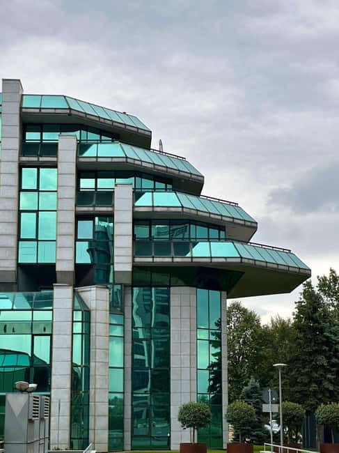 E Scooter Communist tour New Belgrade - The Starting Point at Marala Birjuzova 23