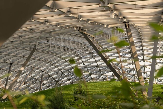 E-ticket to Berlin Botanical Garden with Audio Tour - Exploring the Main Tropical Greenhouse and Greenhouse Highlights
