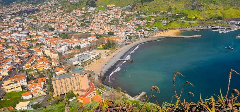 East Madeira: Private Tour with Views & History - Pickup and Transport: Comfort and Convenience in a Private Vehicle