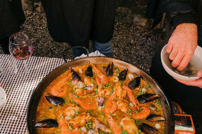 Eat Paella and Discover Alicante Tour - Logistics and Group Experience