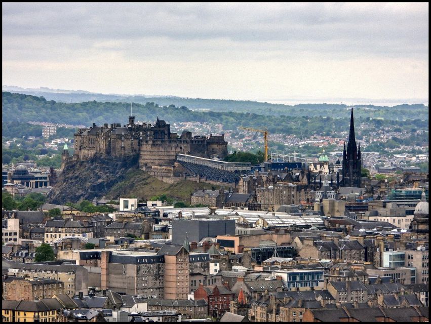Edinburgh Castle: Guided Tour with Tickets Included - Starting Point in Front of St. Giles Cathedral