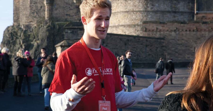 Edinburgh: City Highlights Walking Tour - Meeting Point and Tour Duration