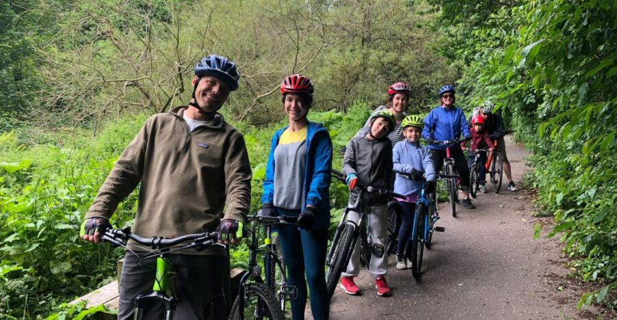 Edinburgh: Cycle Tour to the Coast (family friendly) - Discover Holyrood Park and Arthur’s Seat from a New Perspective