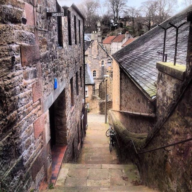 Edinburgh: Dean Village and Circus Lane Walking Tour - Starting at Princes Street: The Meeting Point
