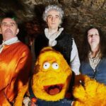 Edinburgh: Guided Ghost Walking Tour in Spanish - Starting at the Police Box on the Royal Mile