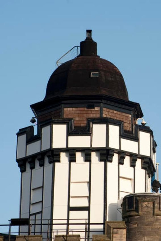 Edinburgh: Harry Potter Tour & Amazing Illusions Experience - Starting Point at Tron Kirk and the Royal Mile