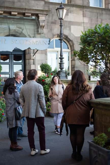 Edinburgh: Old Town Walking Tour with Castle Entry - Explore the Royal Mile and Its Hidden Nooks