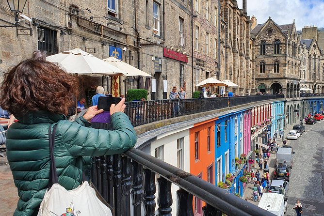 Edinburgh Private Walking Tour - Exploring the Royal Mile with Local Highlights