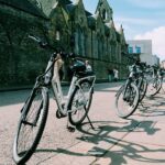 Edinburgh: Scenic Bike Tour - From the Old Town to the Castle District
