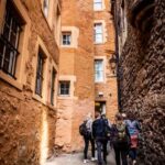 Edinburgh: Stunning Old Town Walking Tour - Meeting at Tron Kirk on the Royal Mile