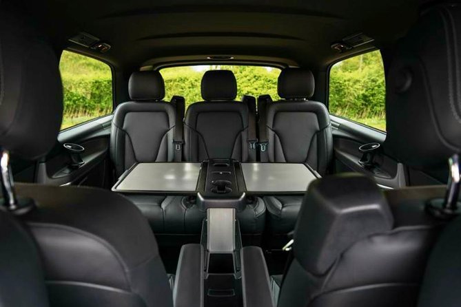 Edinburgh to Glasgow Luxury Car Transfer - Luxurious Vehicles and Professional Chauffeurs