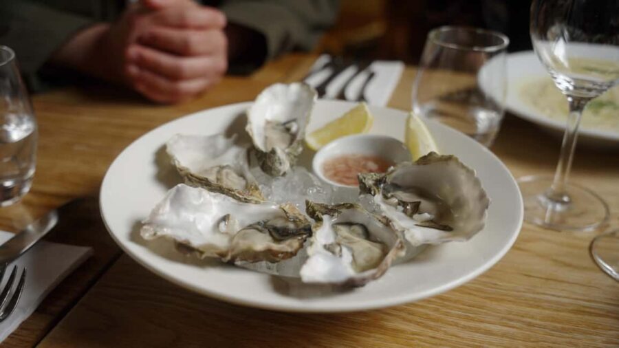 Edinburgh: VIP Food Tour in a Hidden, Traditional Restaurant - Tasting 5 Classic Scottish Dishes