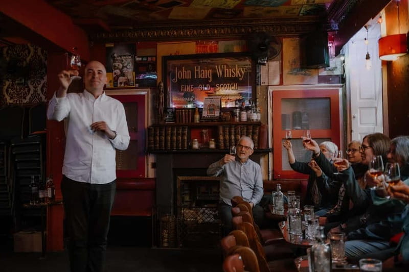 Edinburgh: Whisky Tasting and Storytelling in a Historic Pub - The Historic Waverley Bar in Edinburgh’s Old Town