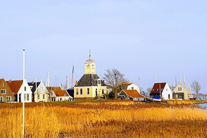 Elisabeth's Tailor made tours and services in Amsterdam and the Netherlands. - Strolling Through Leiden Square’s Vibrant Scene