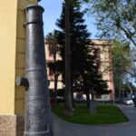 English Cádiz Tour: Walking Tour with Local Guide - Discovering Hidden Corners and Local Neighborhoods