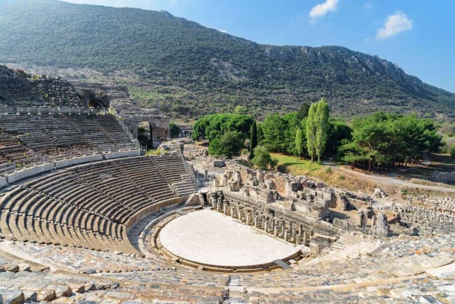 Ephesus and Pamukkale: 2-Day Tour with Transfers - Transport and Pickup in Izmir
