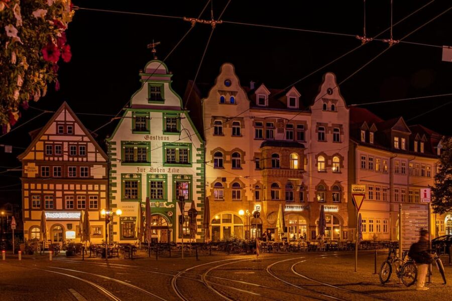 Erfurt: With night watchman Schwalbe through the old town, including tasting - Exploring Erfurts Old Town with the Night Watchman