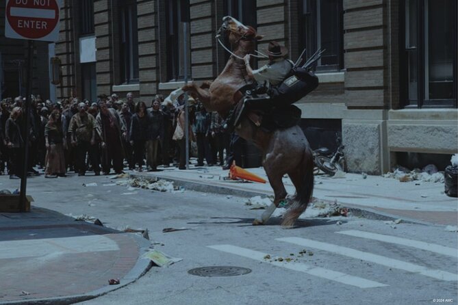 Escape Game Outdoor The Walking Dead in La Rochelle - How the Outdoor Game Uses a Mobile App